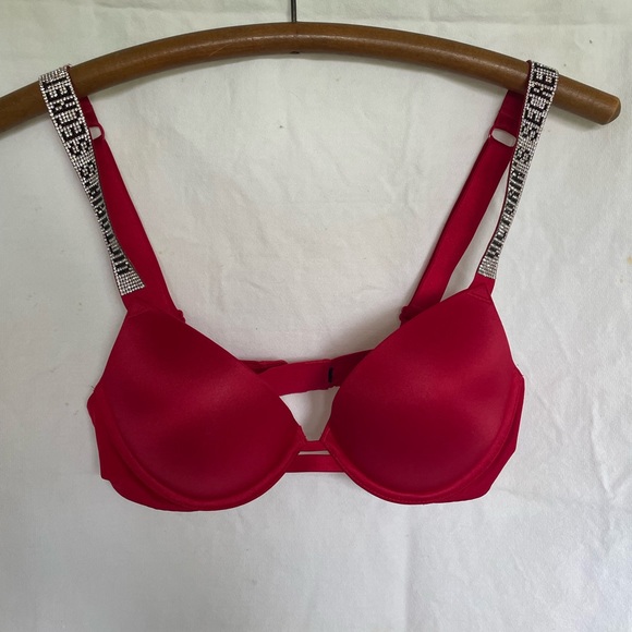 Red Rinestone Bra - Picture 1 of 3